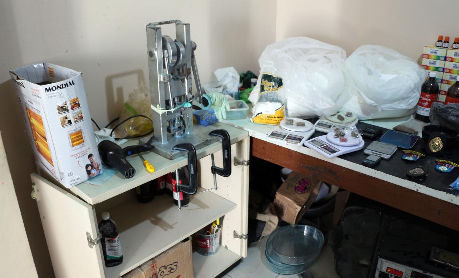 Curitiba, 24 de Maio de 2019. 24-05-2019. Operação do 1º CRPM desmonta laboratório de drogas no Tingui.