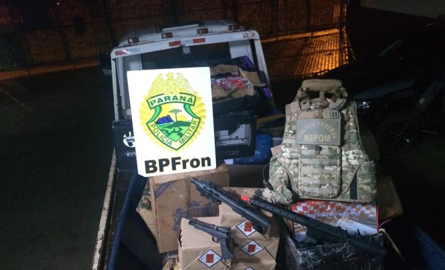 BPFron apreende cigarros contrabandeados do Paraguai (PY) no Oeste do estado BPFron apreende cigarros contrabandeados do Paraguai (PY) no Oeste do estado