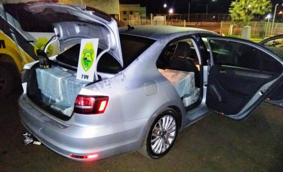 Veículo é apreendido pela PM em Clevelândia (PR) com 500 quilos de camarão