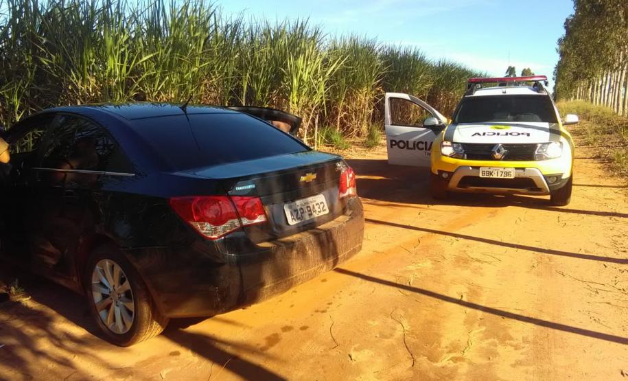 Homem e adolescente são encaminhados pela PM ao furtarem veículo em Cruzeiro do Oeste (PR), no Noroeste do estado