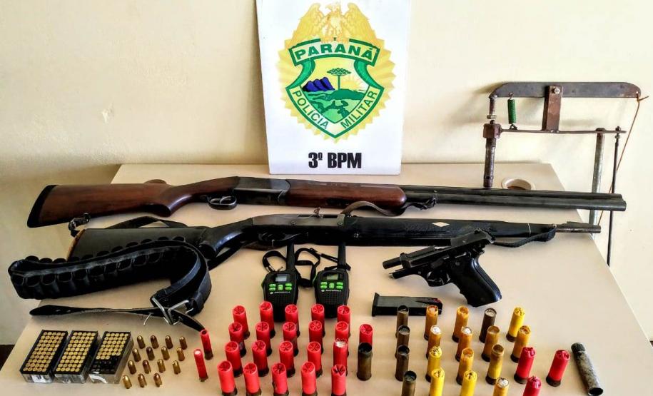 Armas e grande quantidade de munições são apreendidas após abordagem em Palmas, no Sudoeste do estado