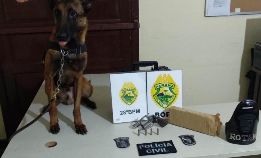 Ação conjunta do 28º batalhão com a Polícia Civil da Lapa resulta em quatro pessoas presas Ação conjunta do 28º batalhão com a Polícia Civil da Lapa resulta em quatro pessoas presas