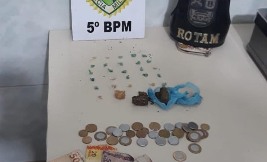 Três pessoas são encaminhadas por envolvimento com tráfico de drogas, dentre elas uma adolescente, em Londrina (PR)