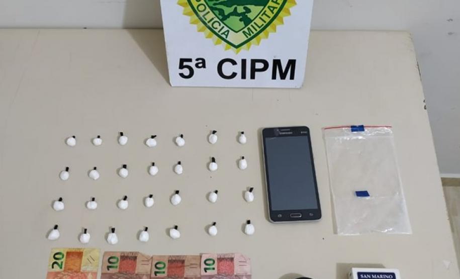 Um homem com envolvimento no tráfico de drogas é preso pela PM durante a operação “Junho Paraná Sem Drogas”, em Cianorte