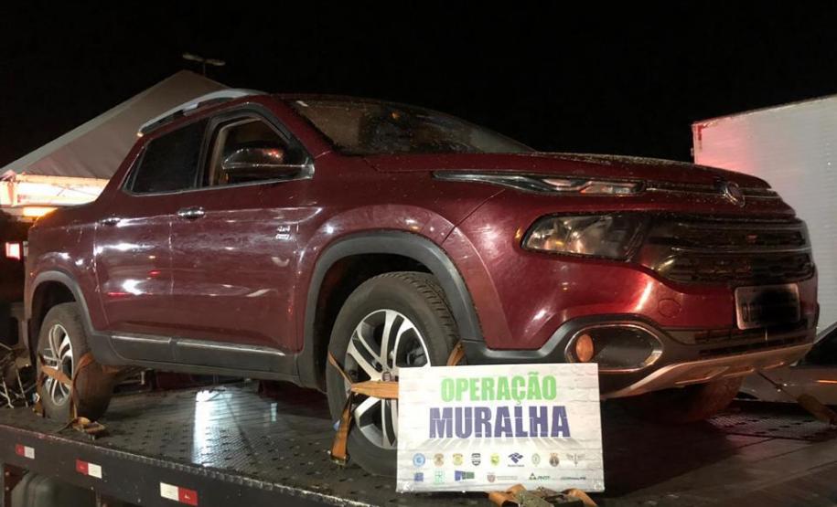 Carro roubado em Terra Roxa (PR) foge de abordagem e é recuperado pelo BPFron no Mato Grosso do Sul (MT) Carro roubado em Terra Roxa (PR) foge de abordagem e é recuperado pelo BPFron no Mato Grosso do Sul (MT)