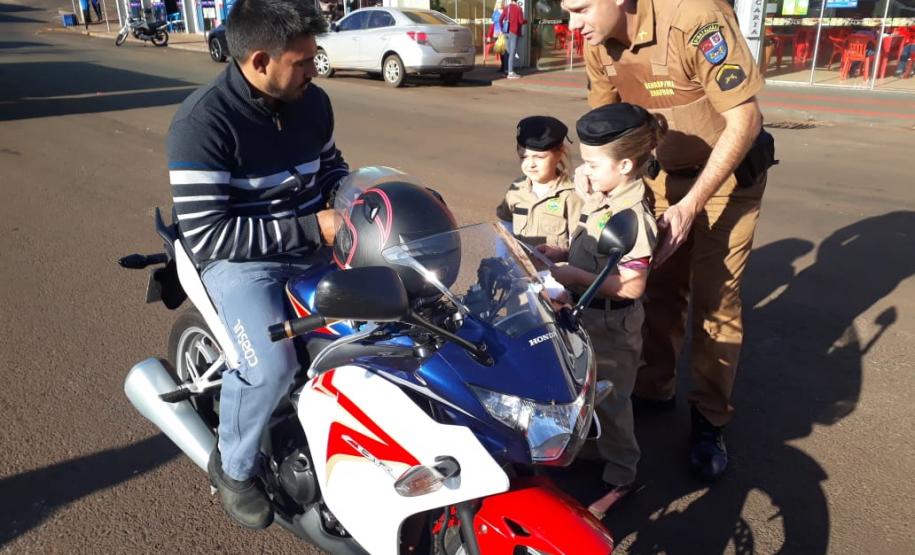 “Educando Crianças Para o Trânsito”: projeto, desenvolvido pela PM de São João, transforma ruas da cidade em salas de aula