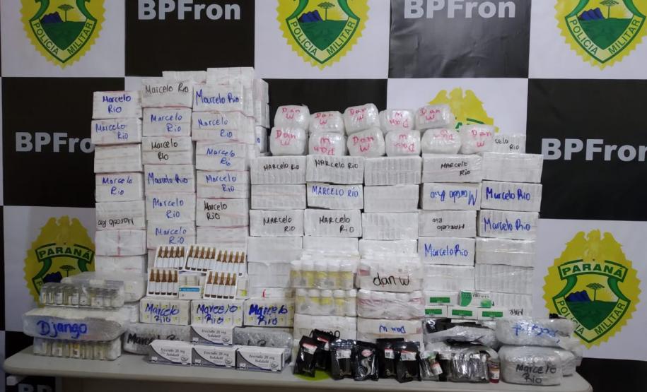 Na Fronteira do estado com o Paraguai, grande quantidade de anabolizantes é apreendida pela PM dentro de carro