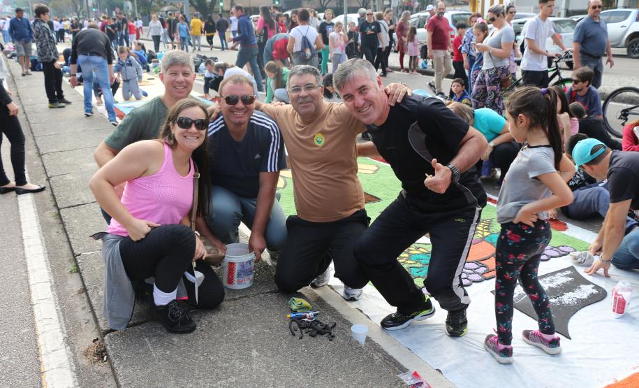 Curitiba, 20 de junho de 2019. Tapete da Policia Militar Corpus Christi. Foto: Policias Militares e Familiares.