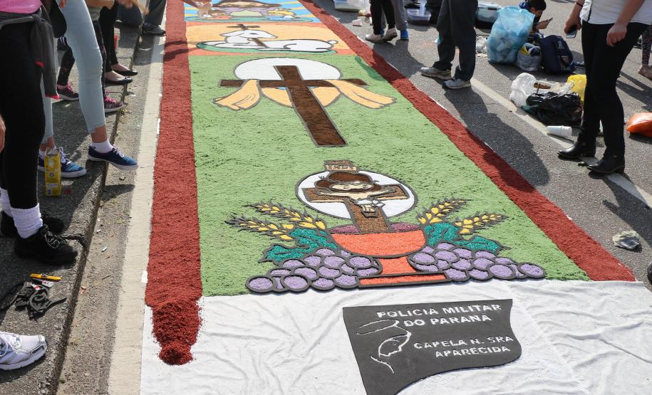 Curitiba, 20 de junho de 2019. Tapete da Policia Militar Corpus Christi.