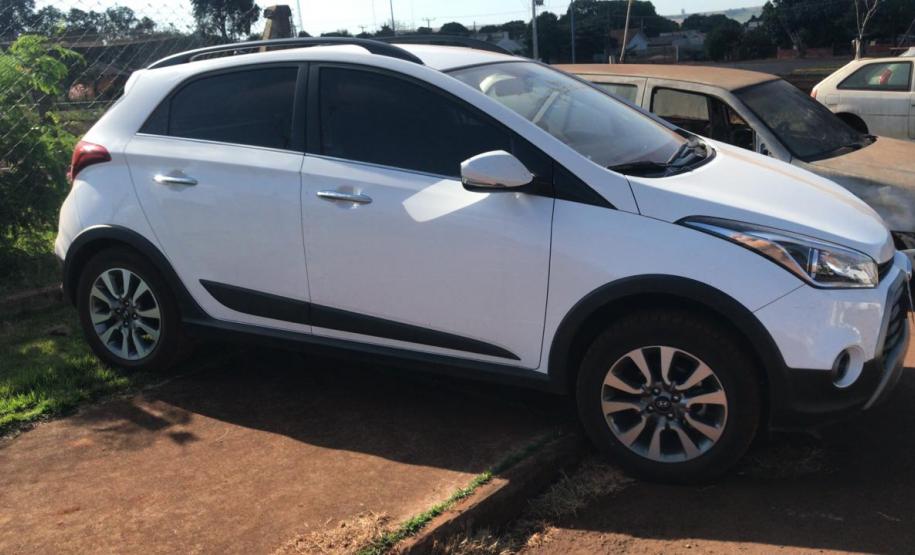 Carro roubado na RMC é recuperado pelo BPRv em Assis Chateaubriand (PR) Carro roubado na RMC é recuperado pelo BPRv em Assis Chateaubriand (PR)