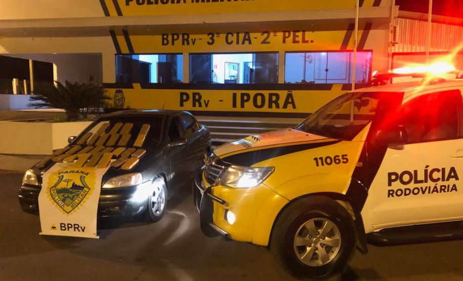 Em regiões distintas no estado, BPRv apreende mais de 36 quilos de maconha e encaminha dois homens e uma adolescente Em regiões distintas no estado, BPRv apreende mais de 36 quilos de maconha e encaminha dois homens e uma adolescente