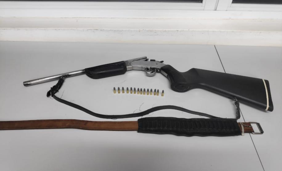 Durante Operação Corpus Christi, BPRv prende homem e apreende arma de fogo e contrabando em situações distintas Durante Operação Corpus Christi, BPRv prende homem e apreende arma de fogo e contrabando em situações distintas