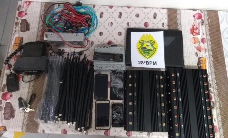 Oito pessoas são encaminhadas pela PM à Delegacia no Sudeste do estado Oito pessoas são encaminhadas pela PM à Delegacia no Sudeste do estado