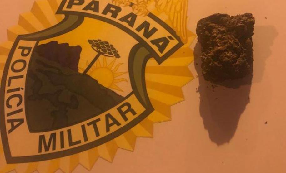 No Sudoeste do estado, PM prende homem flagrado com maconha em via pública