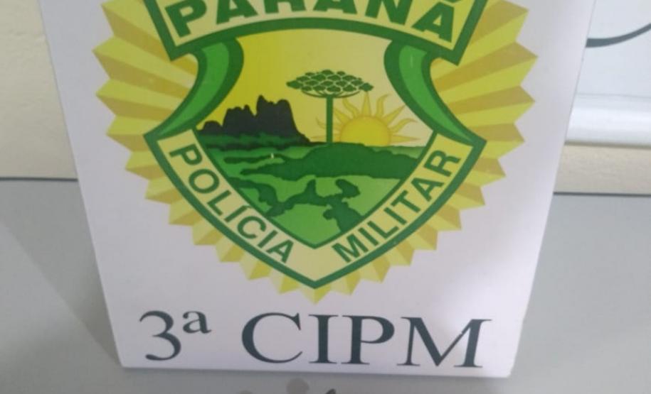 PM apreende arma de fogo e encaminha um homem em Nova Londrina, no Noroeste do estado PM apreende arma de fogo e encaminha um homem em Nova Londrina, no Noroeste do estado