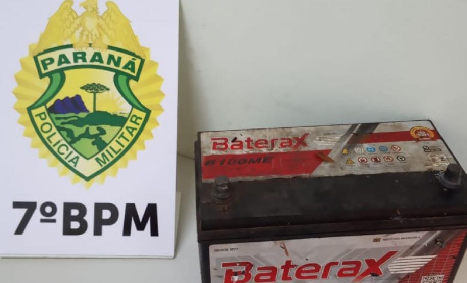 Quatro homens são presos, três deles por mandado de prisão e o último por furto, em situações distintas no Noroeste do Paraná Quatro homens são presos, três deles por mandado de prisão e o último por furto, em situações distintas no Noroeste do Paraná