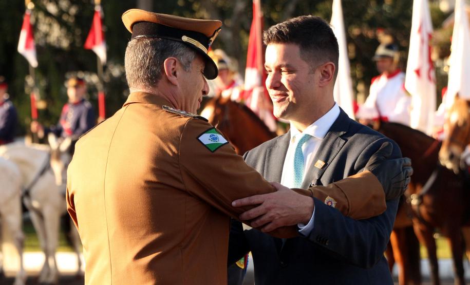 Curitiba, 28 de junho de 2019. Regimento de Polícia Montada comemora 140 anos com solenidade e a participação do presidente em exercício, Hamilton Mourão.