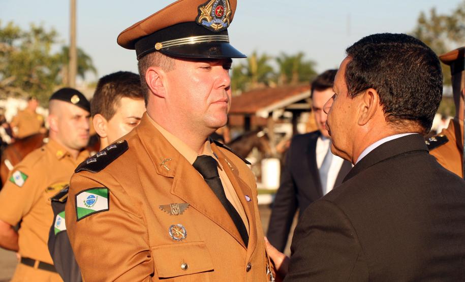 Curitiba, 28 de junho de 2019. Regimento de Polícia Montada comemora 140 anos com solenidade e a participação do presidente em exercício, Hamilton Mourão.