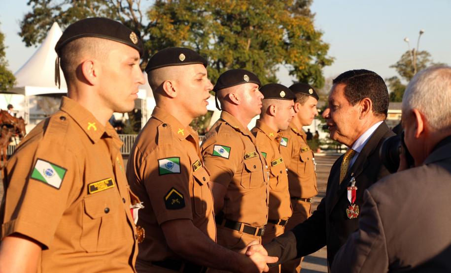 Curitiba, 28 de junho de 2019. Regimento de Polícia Montada comemora 140 anos com solenidade e a participação do presidente em exercício, Hamilton Mourão.