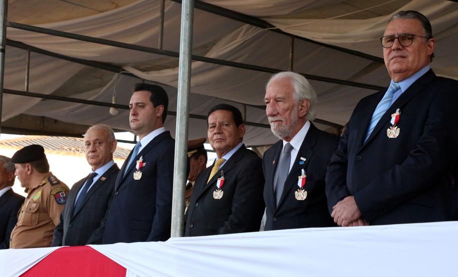 Curitiba, 28 de junho de 2019. Regimento de Polícia Montada comemora 140 anos com solenidade e a participação do presidente em exercício, Hamilton Mourão.
