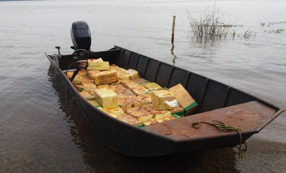 Uma tonelada de maconha é apreendida pelo BPFron em Pato Bragado, no Oeste do estado