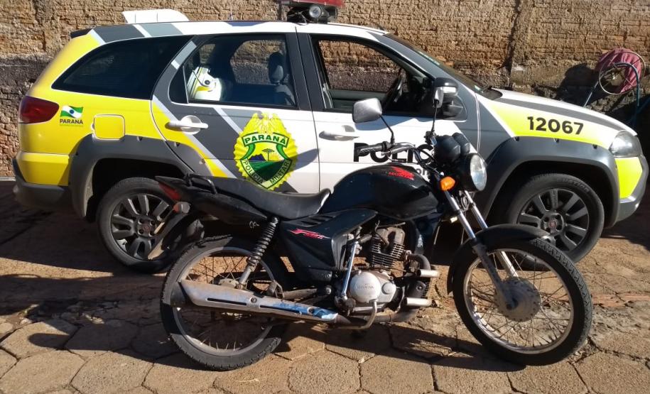 Unidade da PM apreende veículo e retira de circulação diversas porções de cocaína no Noroeste do Paraná, em ações distintas