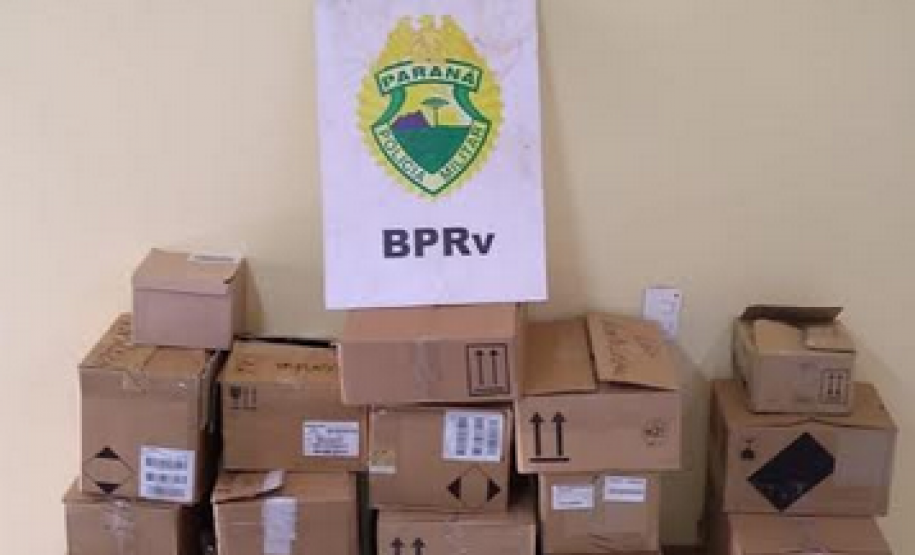 Em operações diferentes, BPRv apreende maconha e diversos cosméticos sem procedência legal em Rolândia (PR)