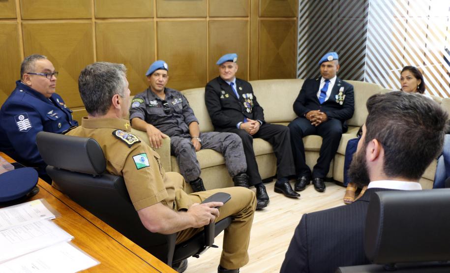 Curitiba, 19 de julho de 2019. Comandante-Geral da PMPR é condecorado pelo Instituto Boina Azul. Foto: Sgt Dário, da Força Aérea Brasileira.