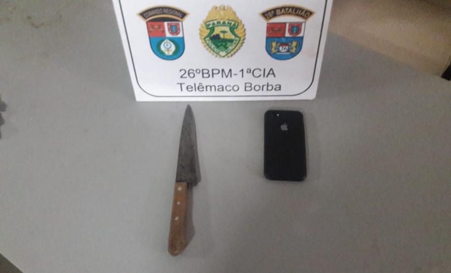 Três homens são presos e arma de fogo é apreendida pela PM nos Campos Gerais Três homens são presos e arma de fogo é apreendida pela PM nos Campos Gerais