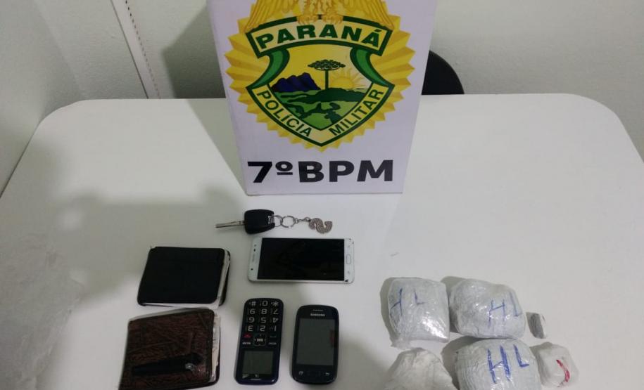 Cinco pessoas são presas além de drogas e objetos apreendidos pela PM no Noroeste do estado Cinco pessoas são presas além de drogas e objetos apreendidos pela PM no Noroeste do estado