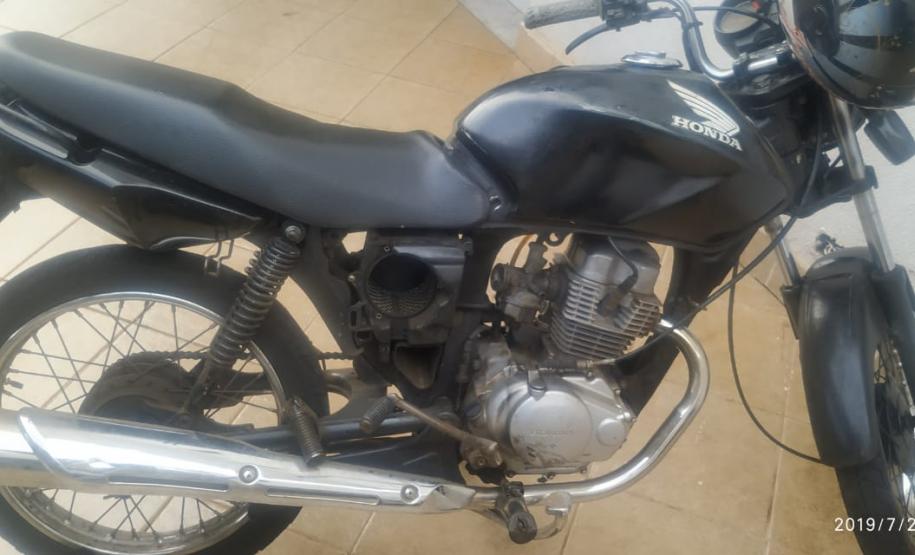 Com chassi e motor adulterados, moto roubada é recuperada pela PM de Londrina e homem acaba detido