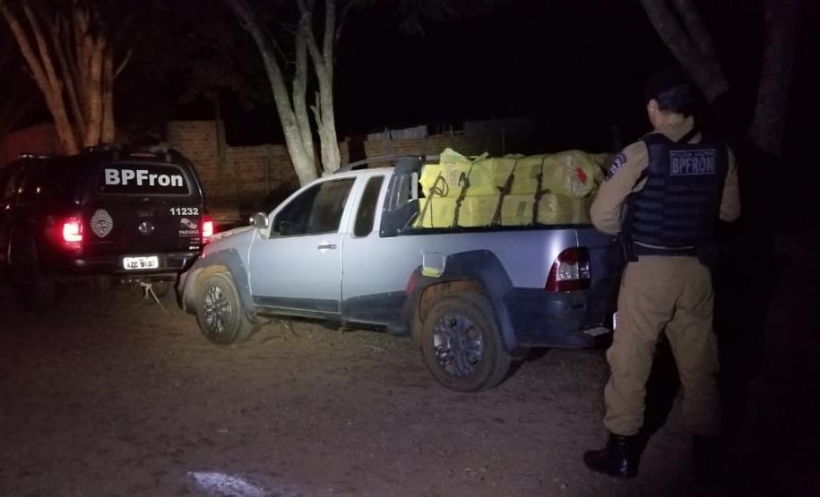 Carro carregado com cigarros contrabandeados é apreendido por policiais militares do BPFron no Oeste do estado