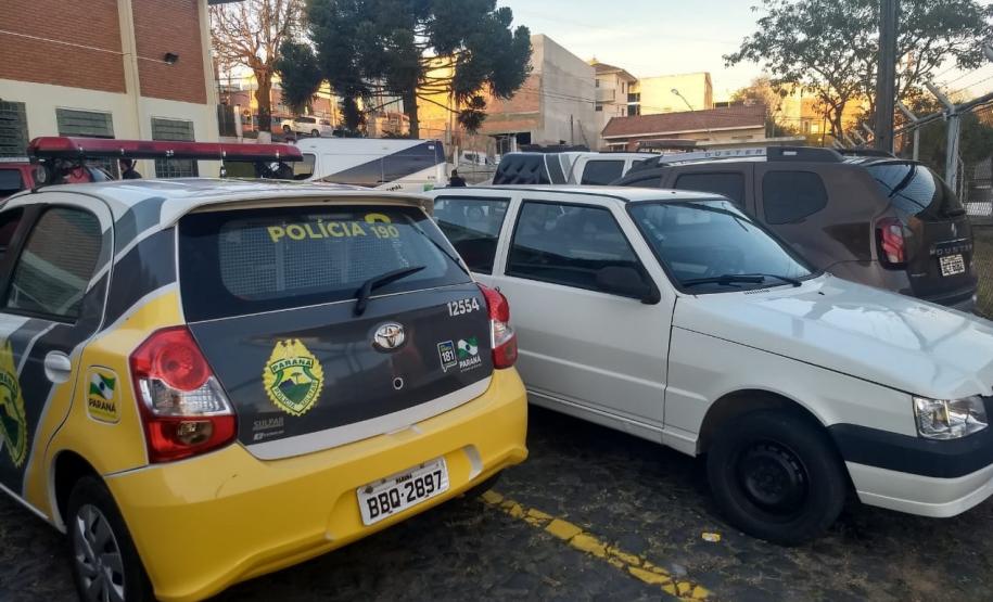 PM cumpre mandados judiciais nos Campos Gerais e encaminha 19 pessoas