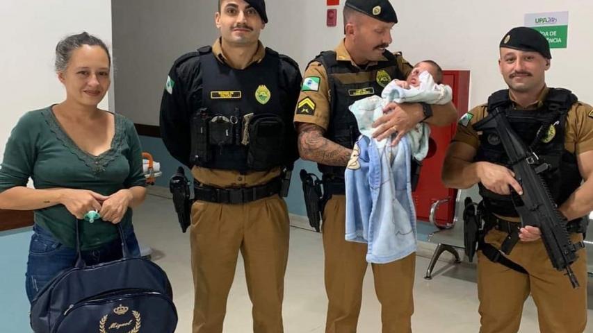 Bebê é salvo por policiais militares